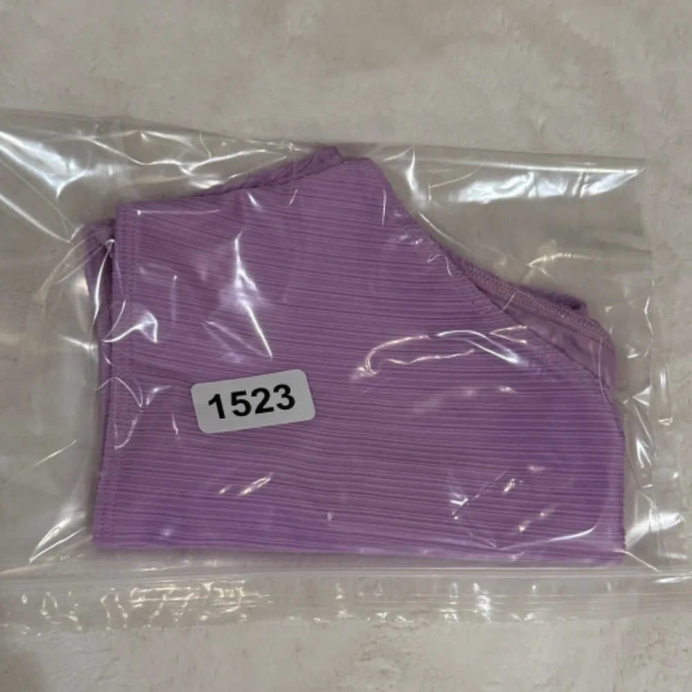 Frankies Bikinis new without